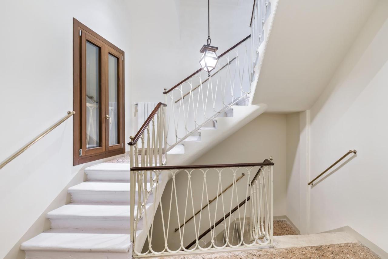 Del Remer Apartment - 5Mins From San Marco Sq Venedig Exteriör bild
